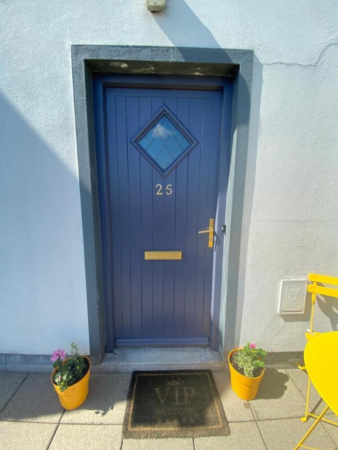 3 Bedroom House Located In Centre Of カーンドナー エクステリア 写真