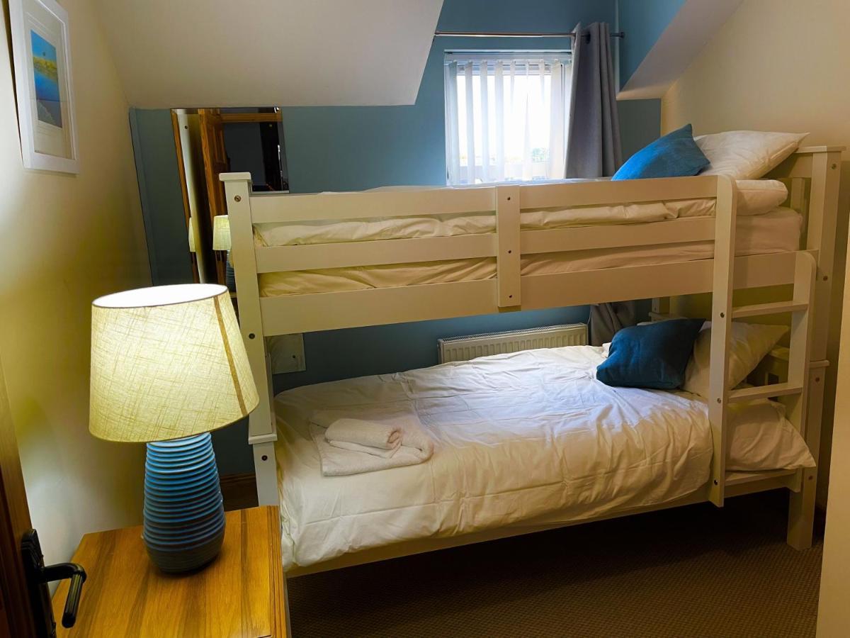 3 Bedroom House Located In Centre Of カーンドナー エクステリア 写真